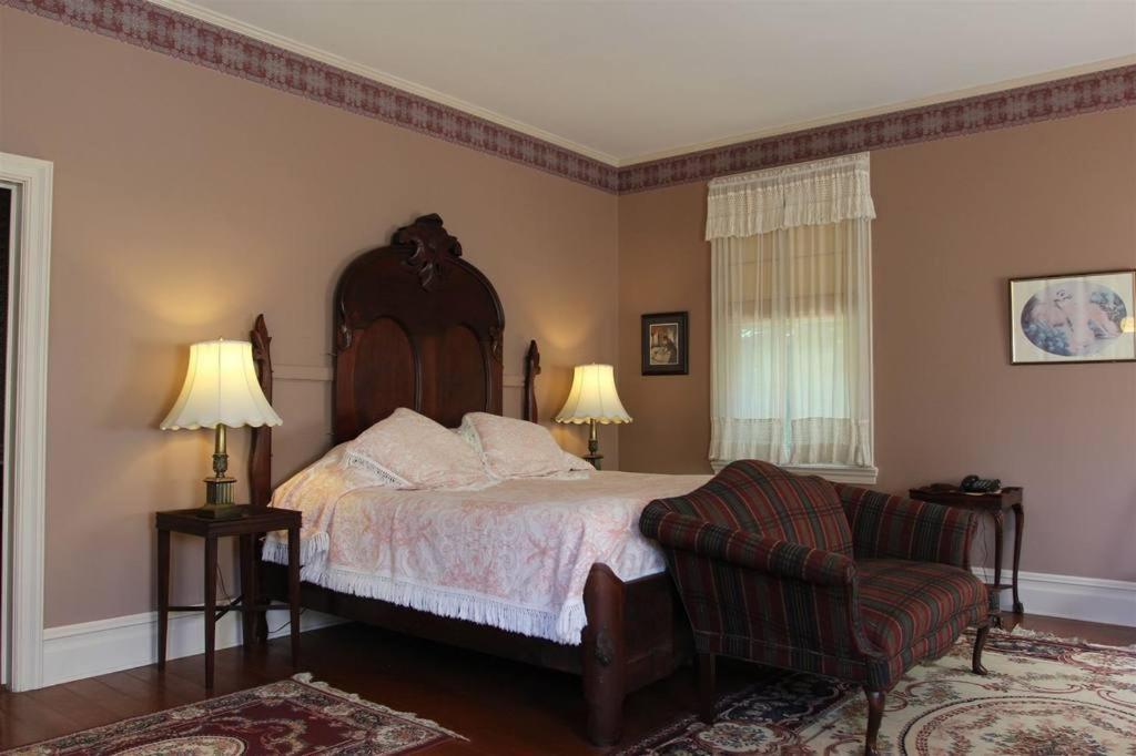 Corners Mansion Inn - A Bed And Breakfast Vicksburg Ruang foto