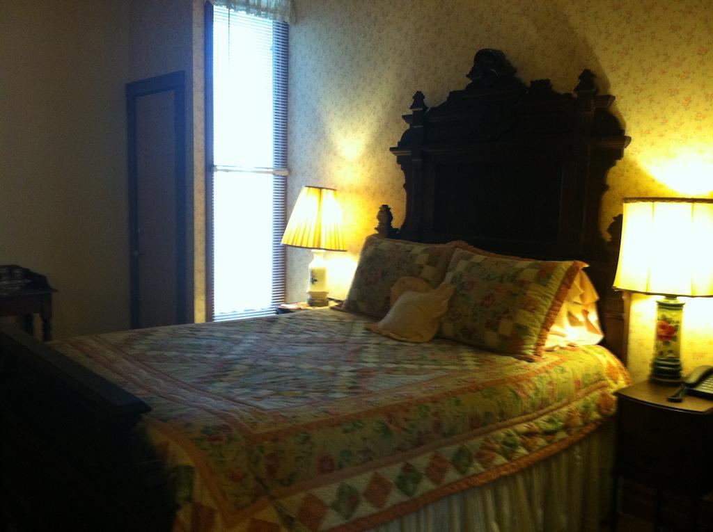 Corners Mansion Inn - A Bed And Breakfast Vicksburg Ruang foto