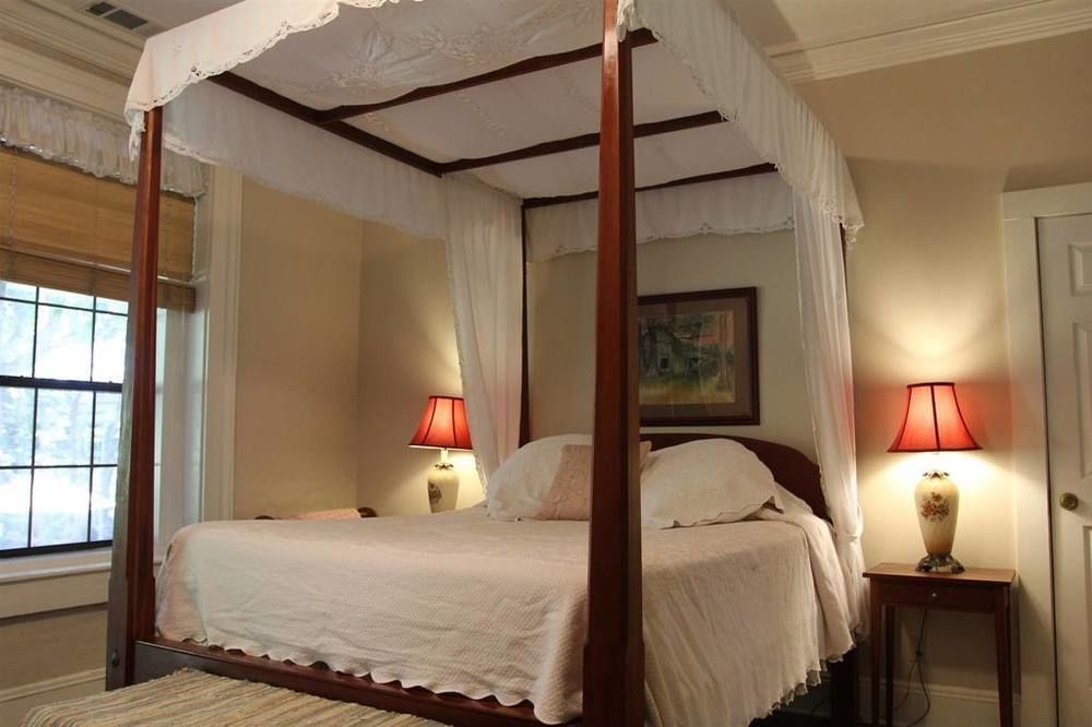Corners Mansion Inn - A Bed And Breakfast Vicksburg Bagian luar foto