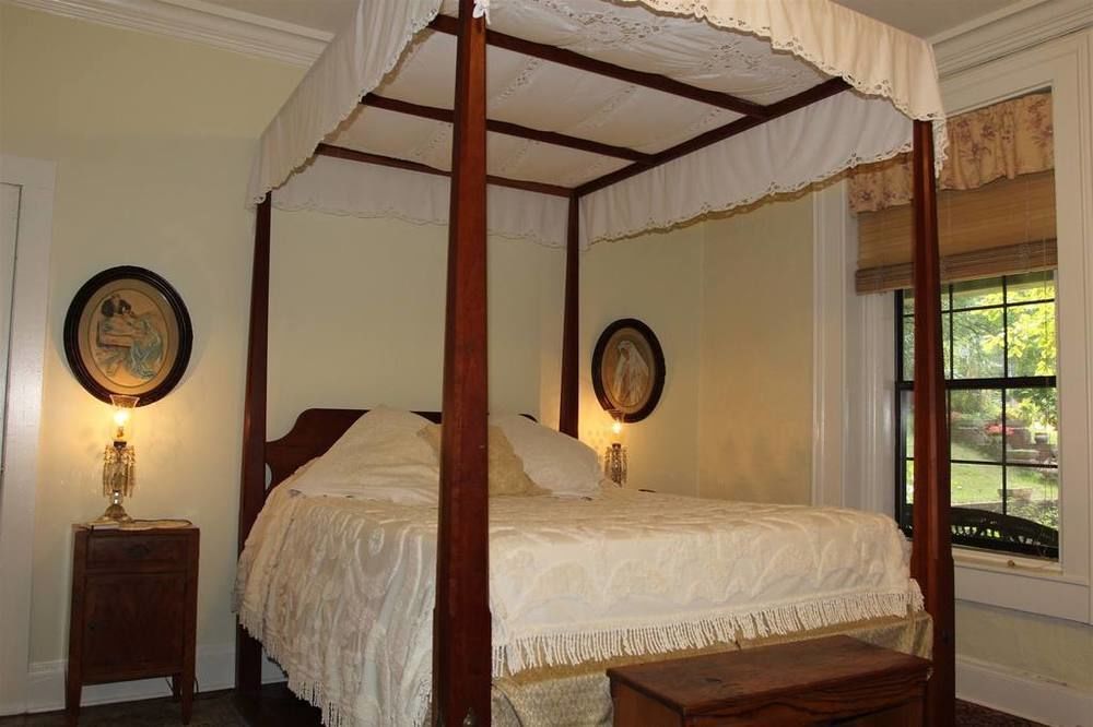 Corners Mansion Inn - A Bed And Breakfast Vicksburg Bagian luar foto